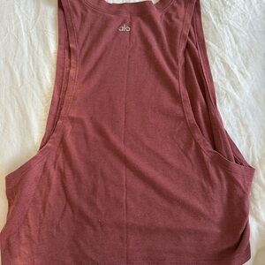 ALO Yoga Muscle Tee in Deep Red